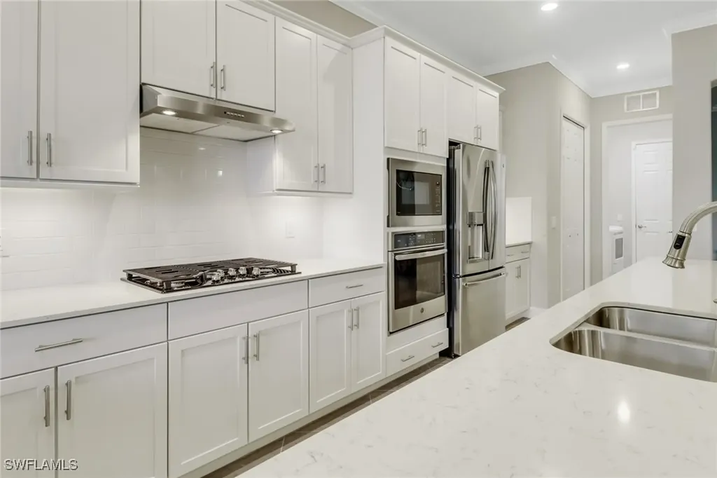 1878 Mustique Street Naples FL 34120