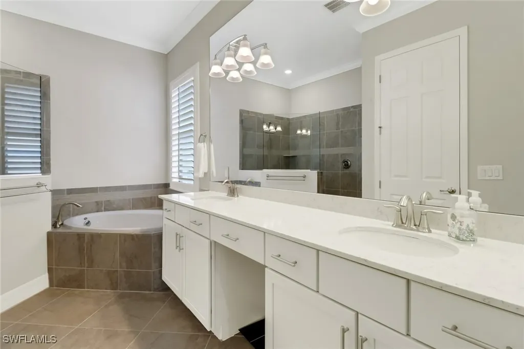 1878 Mustique Street Naples FL 34120