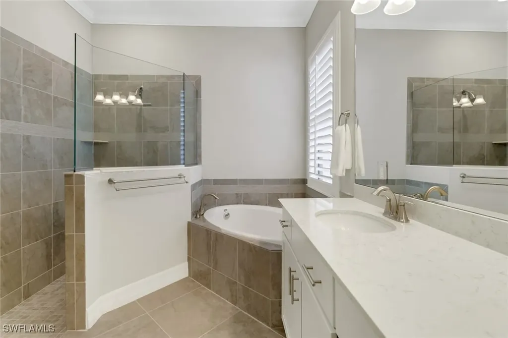 1878 Mustique Street Naples FL 34120