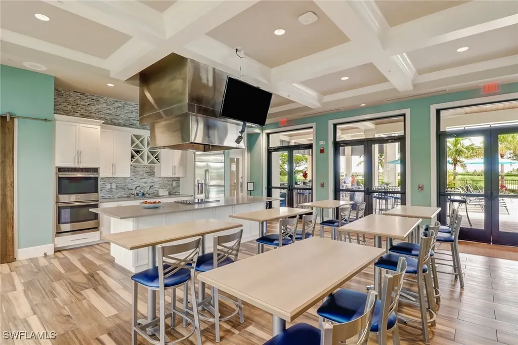 1878 Mustique Street Naples FL 34120