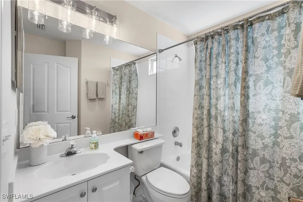 1758 Reuven Circle Naples FL 34112