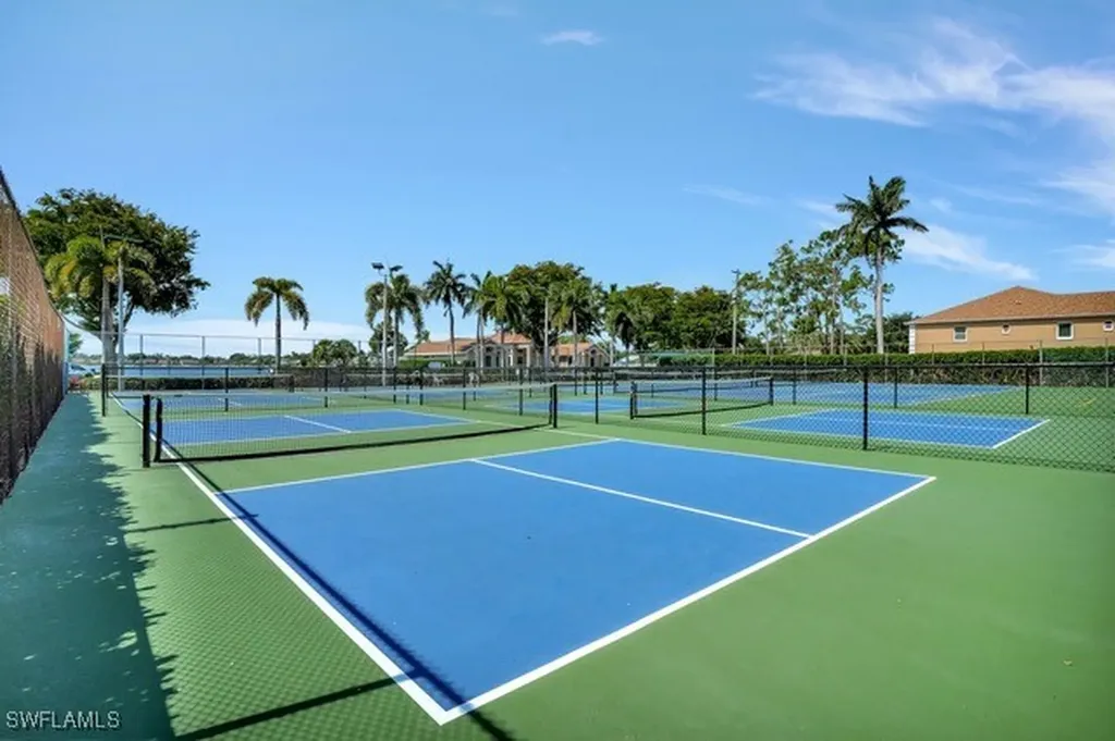 1758 Reuven Circle Naples FL 34112