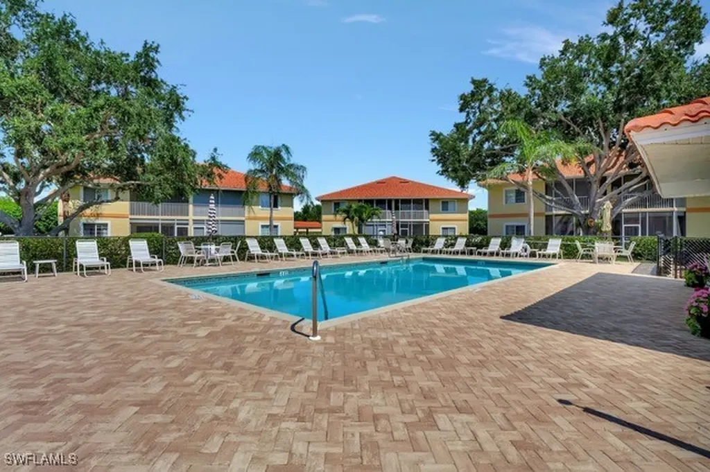 1758 Reuven Circle Naples FL 34112