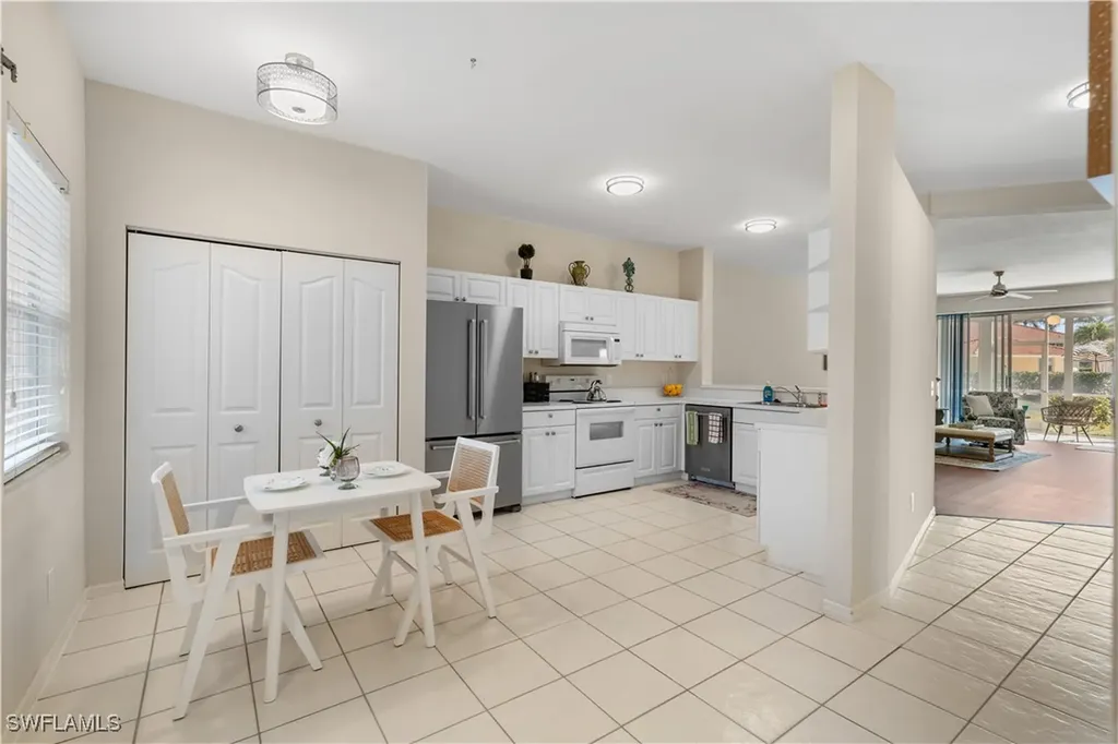 1758 Reuven Circle Naples FL 34112