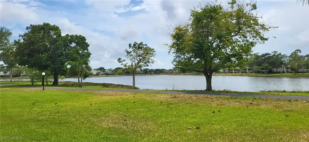 2972 Kings Lake Boulevard Naples FL 34112