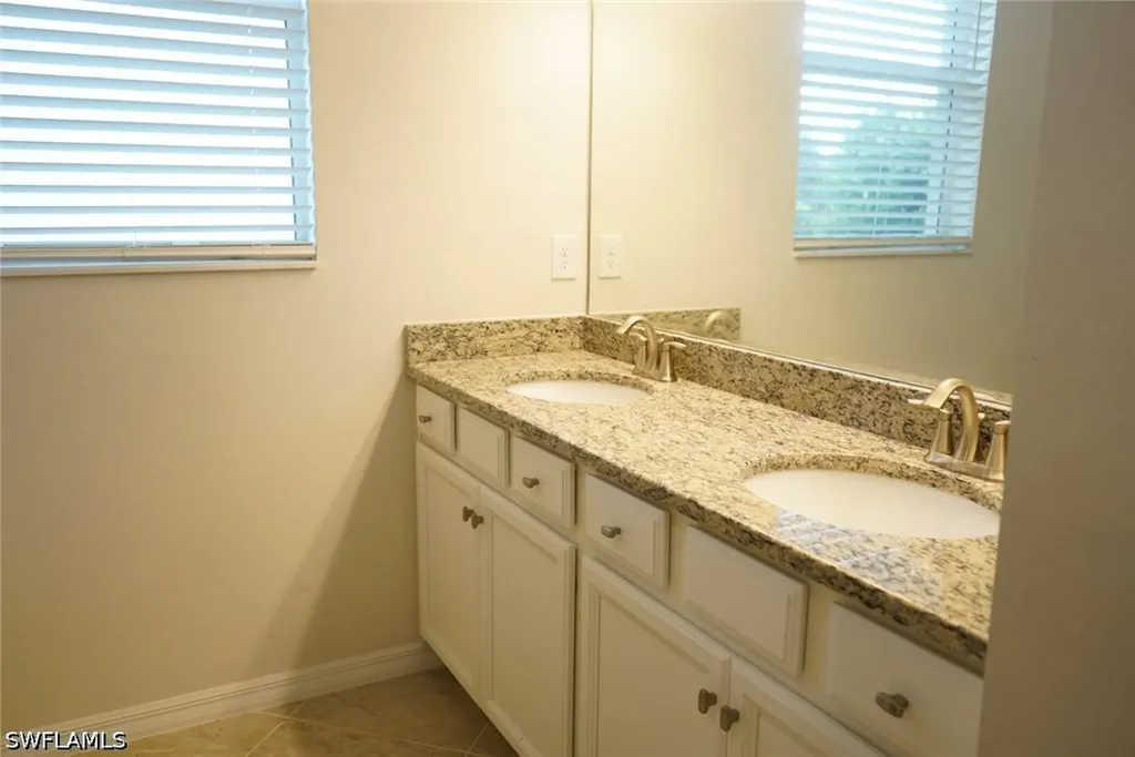 2179 Vermont Lane Naples FL 34120