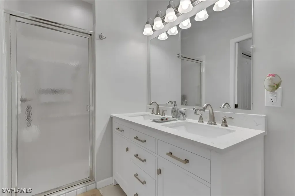 20656 Candlewood Estero FL 33928
