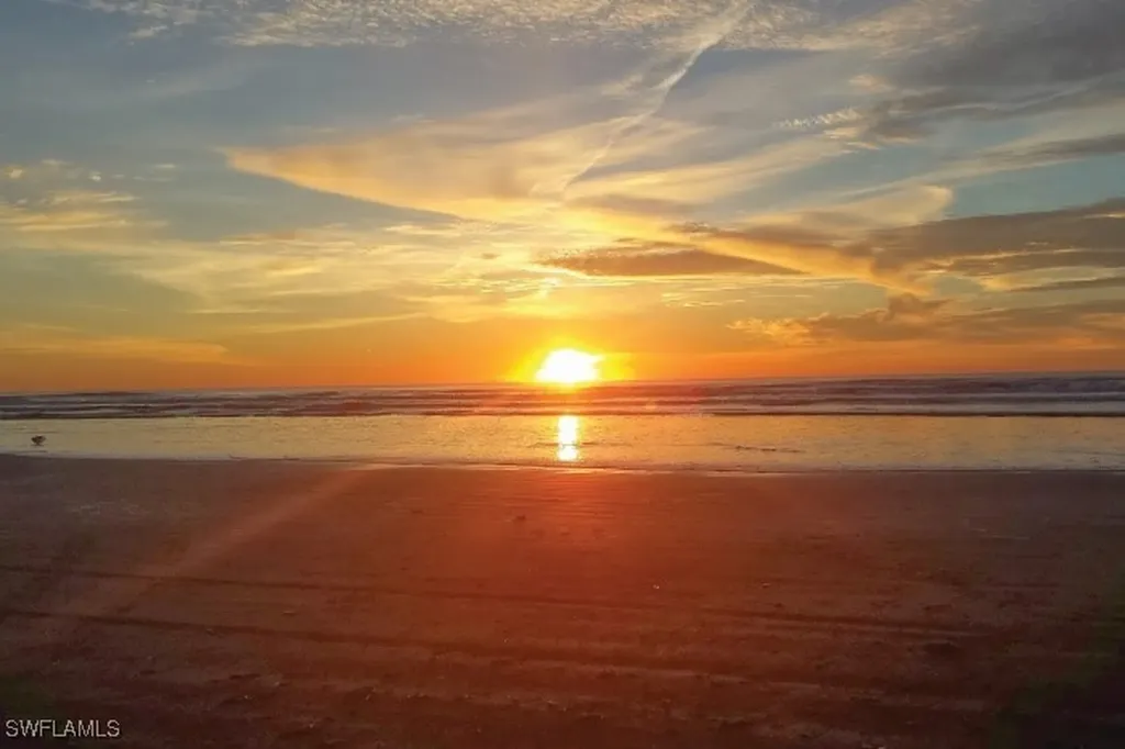 542 110th Avenue N Naples FL 34108