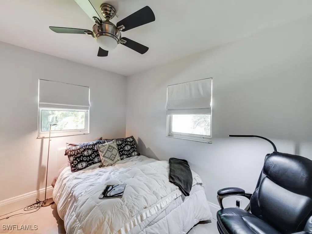 542 110th Avenue N Naples FL 34108