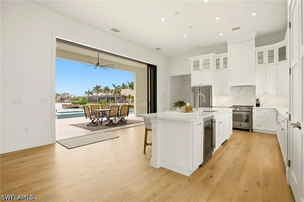 211 Landmark Street Marco Island FL 34145