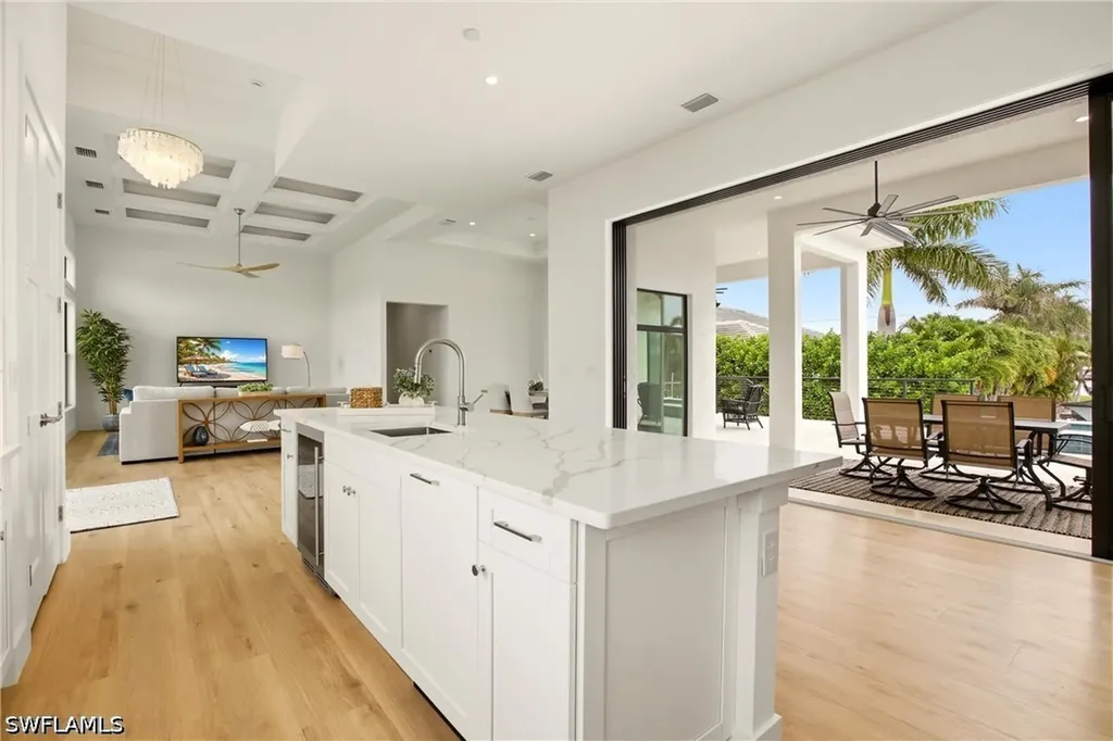 211 Landmark Street Marco Island FL 34145