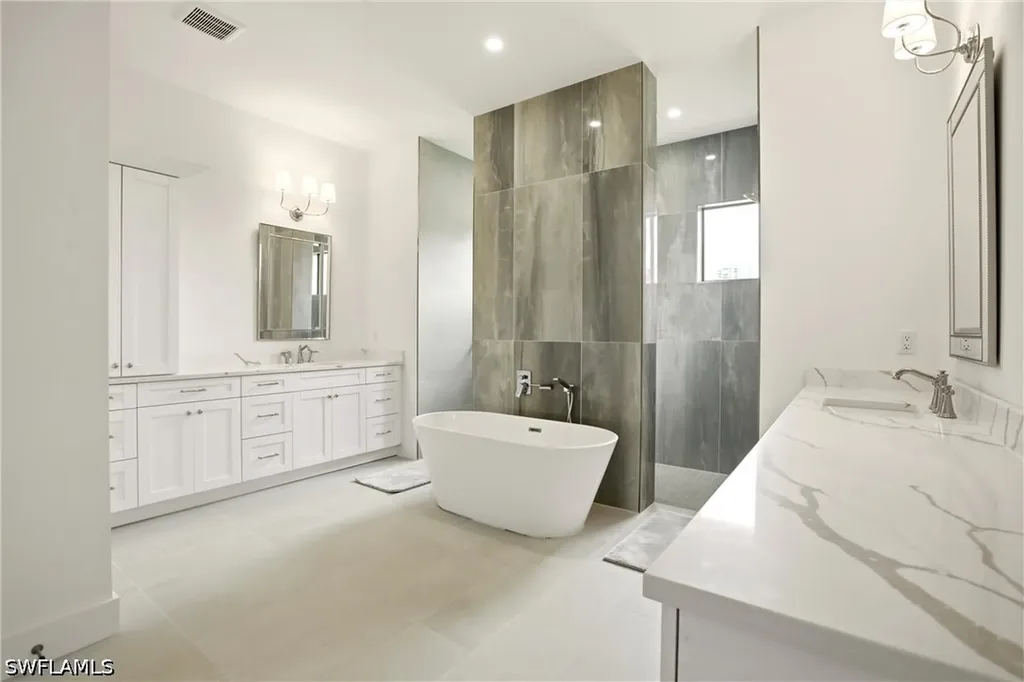 211 Landmark Street Marco Island FL 34145