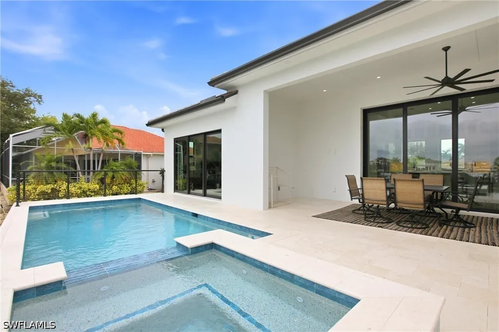 211 Landmark Street Marco Island FL 34145