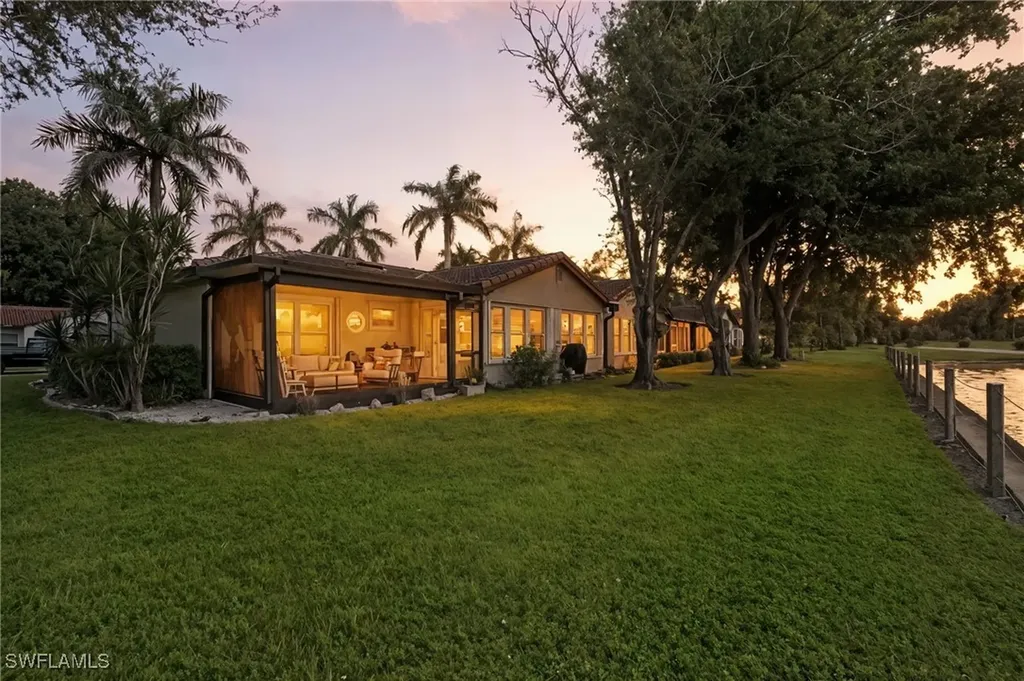 1037 Forest Lakes Drive Naples FL 34105