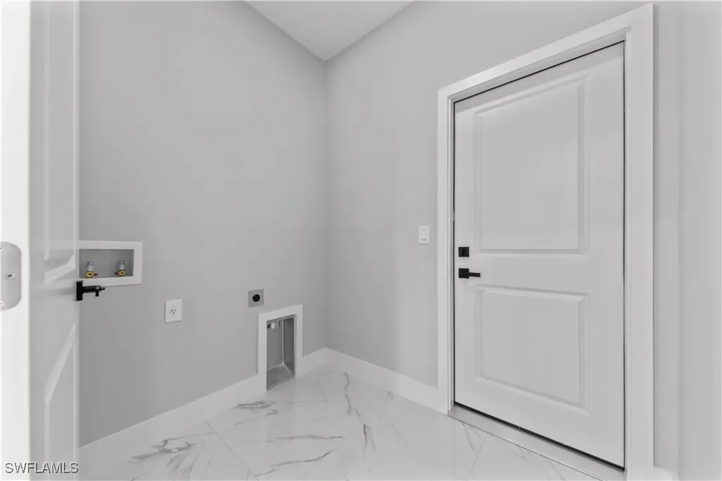 237 Columbus Boulevard S Lehigh Acres FL 33974