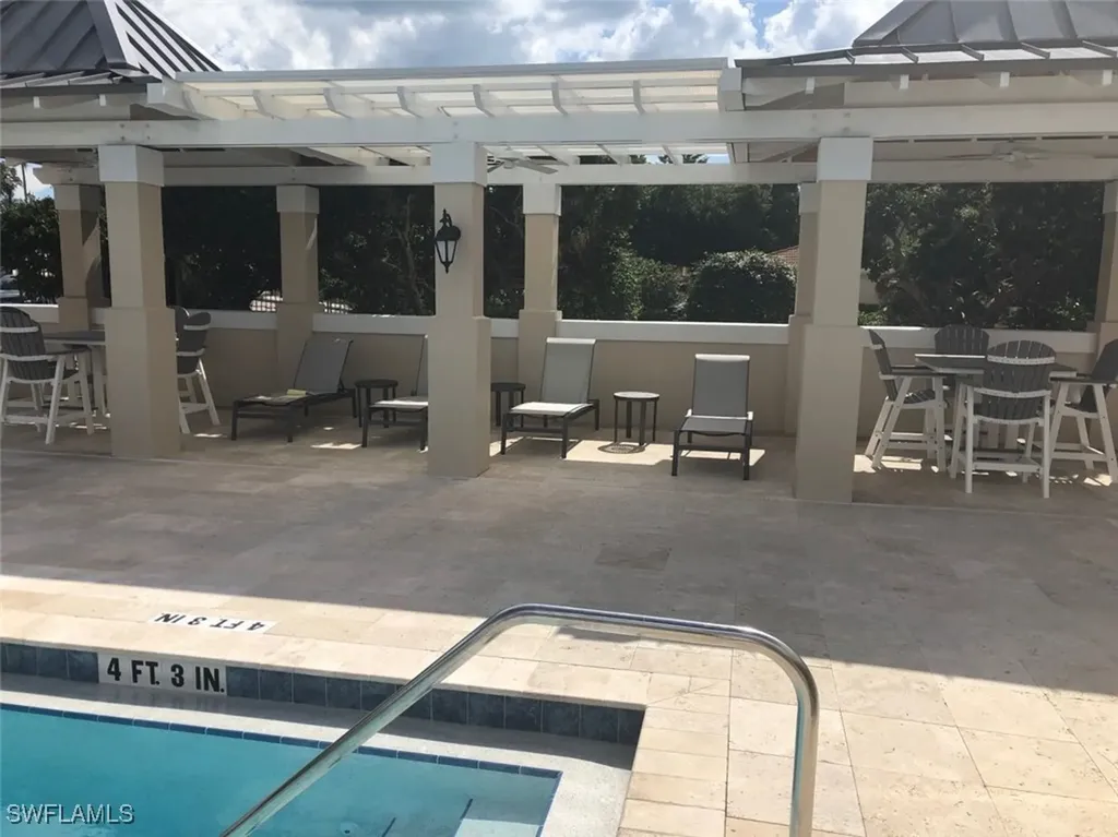 8405 Excalibur Circle Naples FL 34108