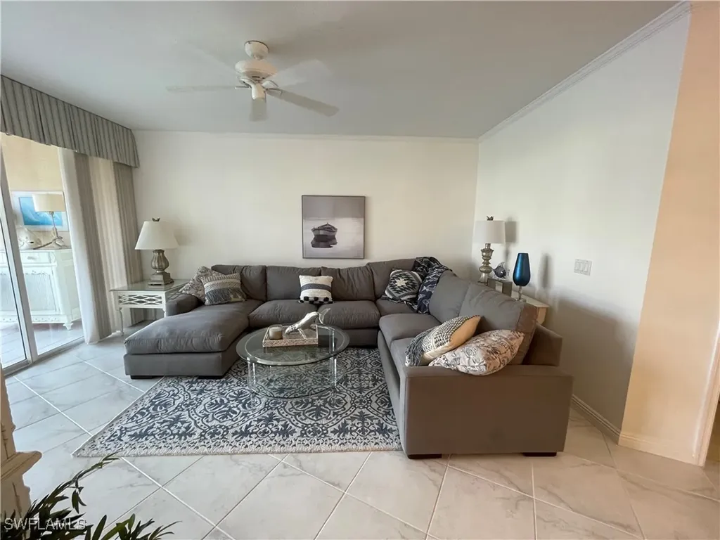 8405 Excalibur Circle Naples FL 34108