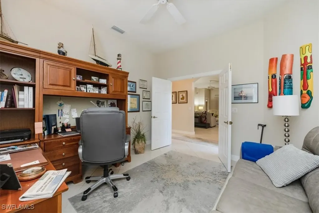 913 Vistana Circle Naples FL 34119