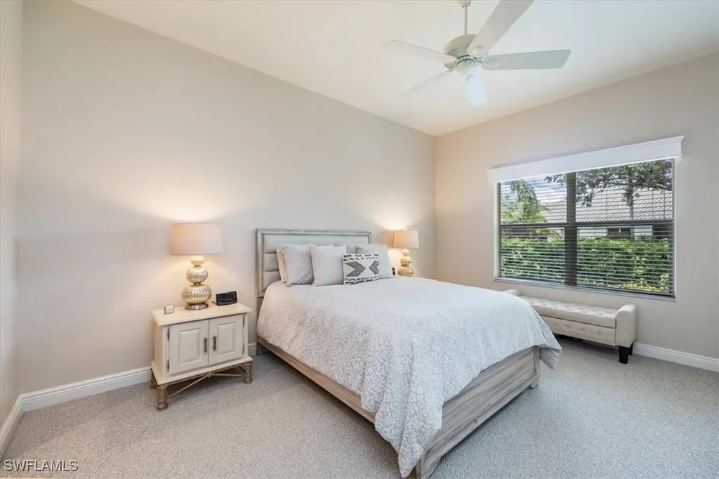 913 Vistana Circle Naples FL 34119