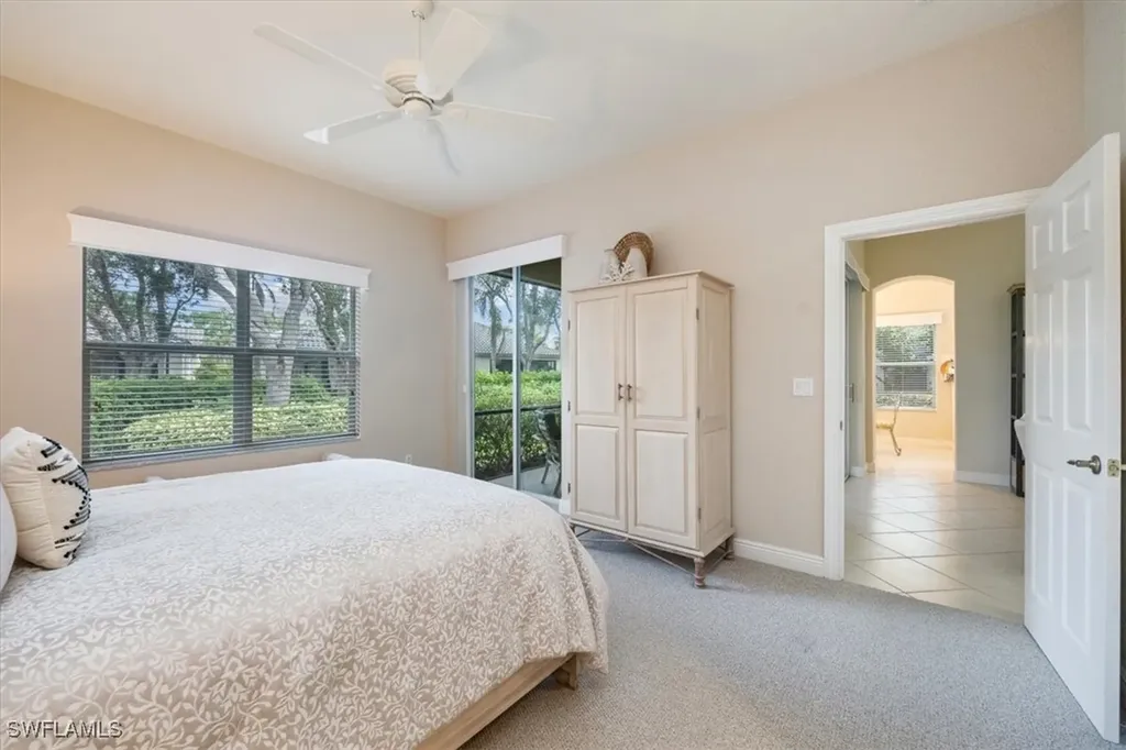 913 Vistana Circle Naples FL 34119