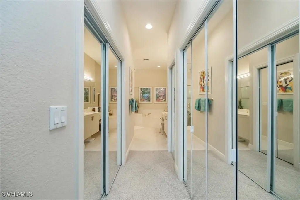 913 Vistana Circle Naples FL 34119