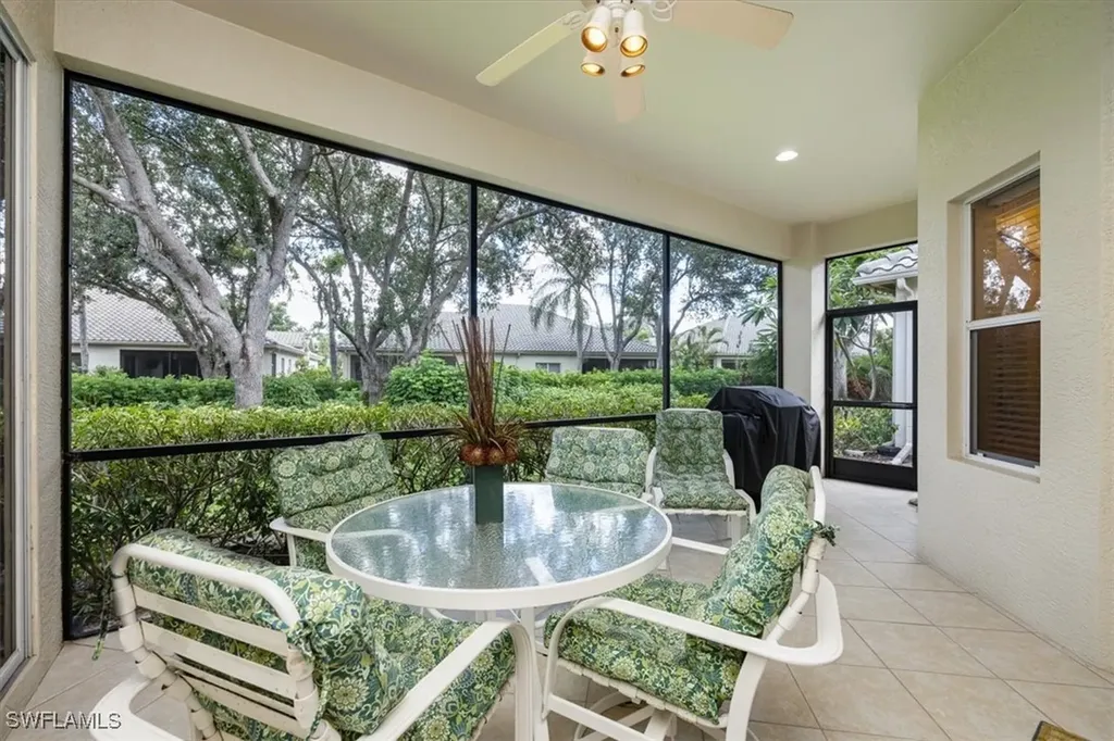 913 Vistana Circle Naples FL 34119
