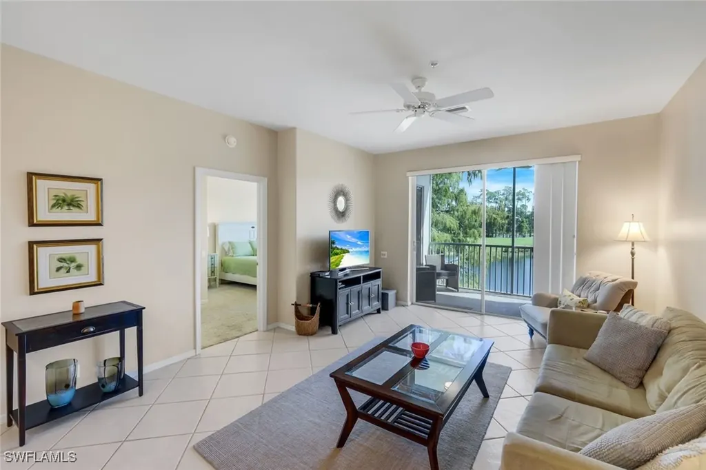 8247 Parkstone Place Naples FL 34120