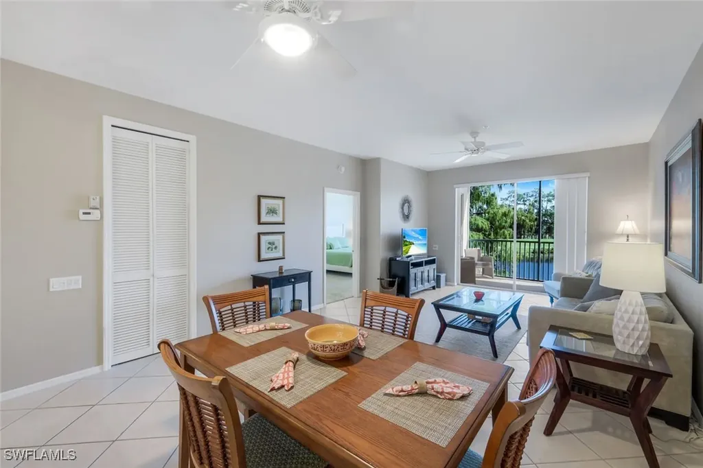 8247 Parkstone Place Naples FL 34120