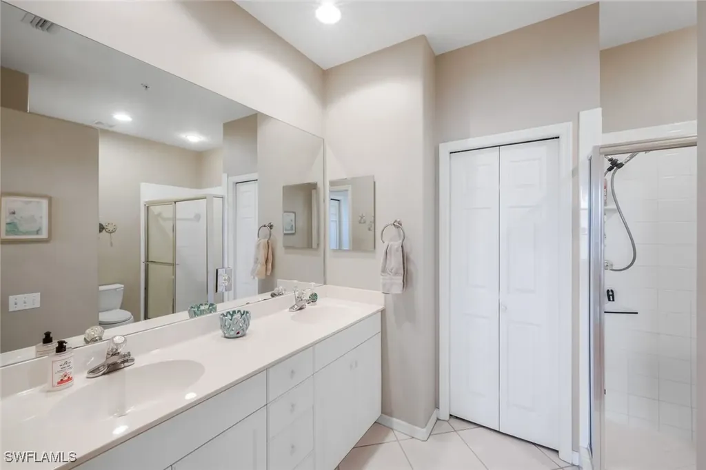8247 Parkstone Place Naples FL 34120