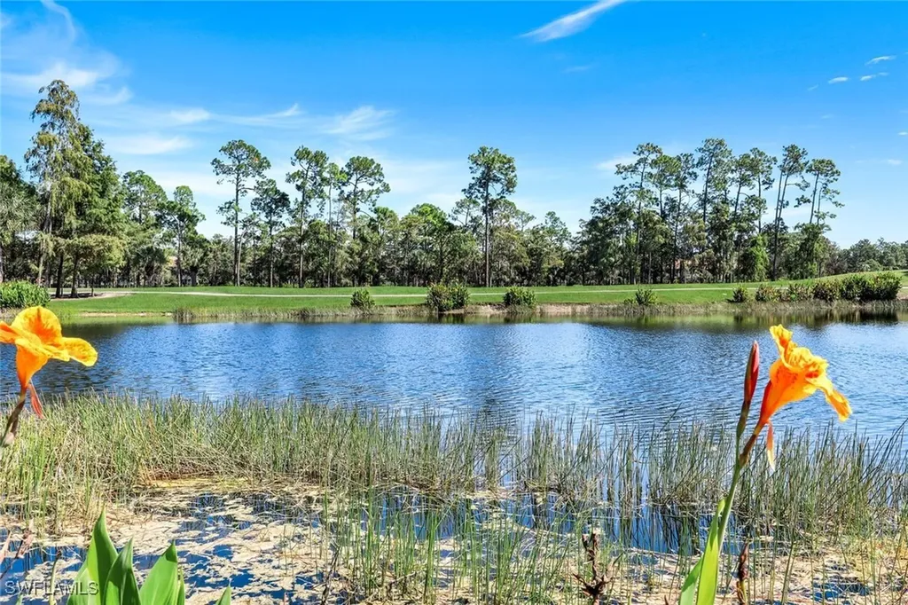 8247 Parkstone Place Naples FL 34120