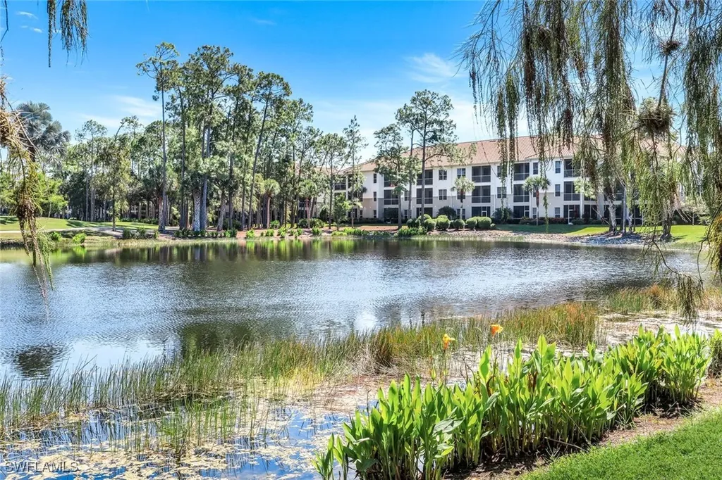 8247 Parkstone Place Naples FL 34120