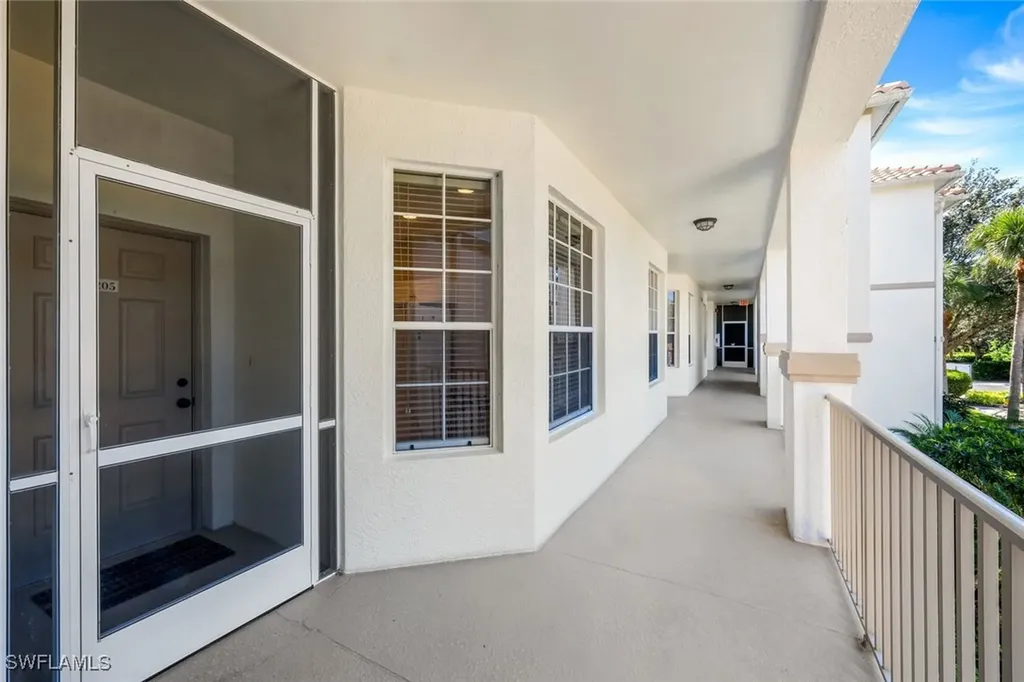 8247 Parkstone Place Naples FL 34120