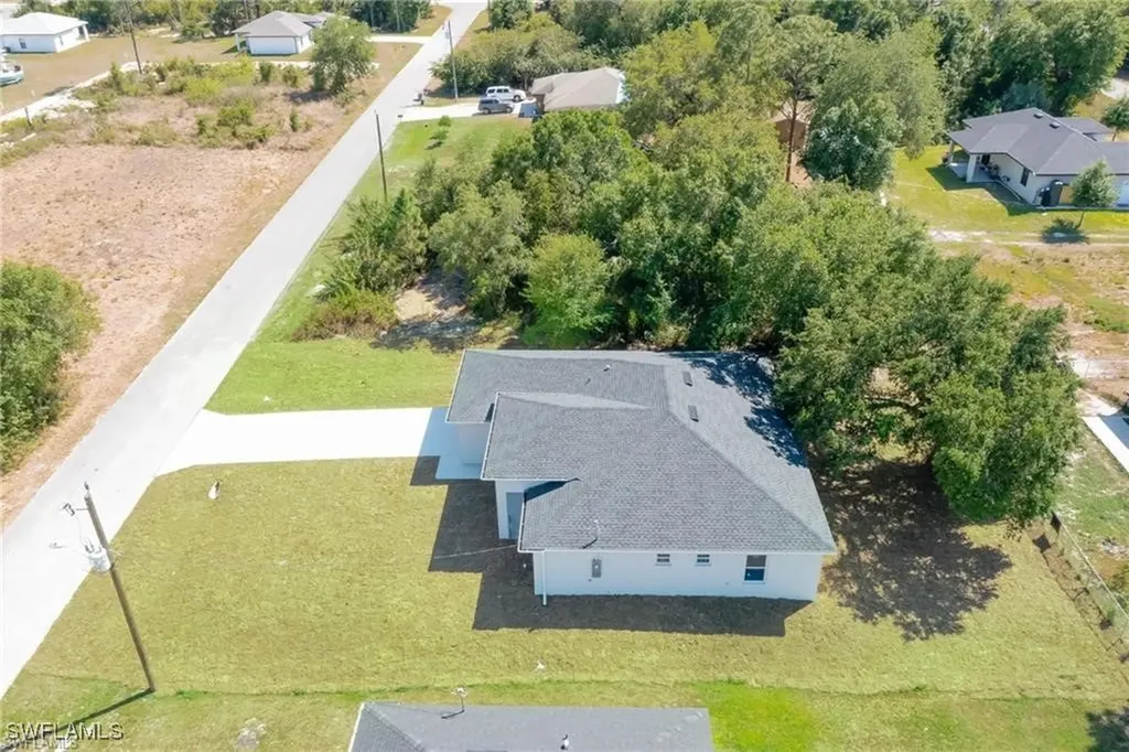 2113 Robert Avenue Alva FL 33920