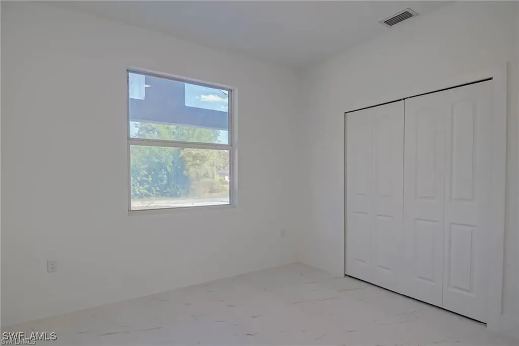 2113 Robert Avenue Alva FL 33920