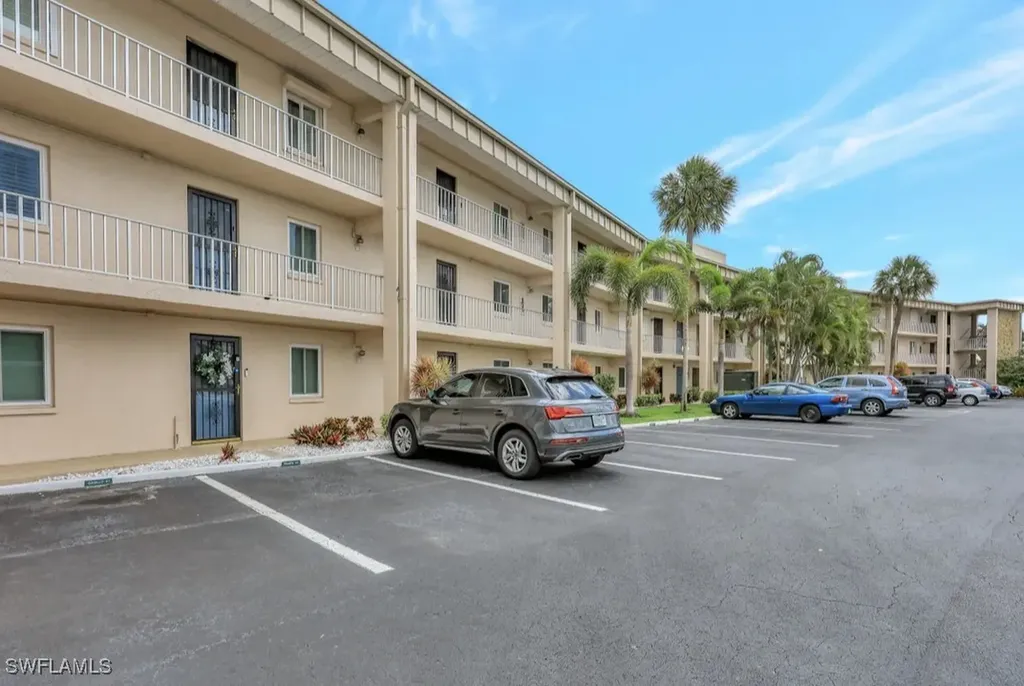 2264 Winkler Avenue Fort Myers FL 33901