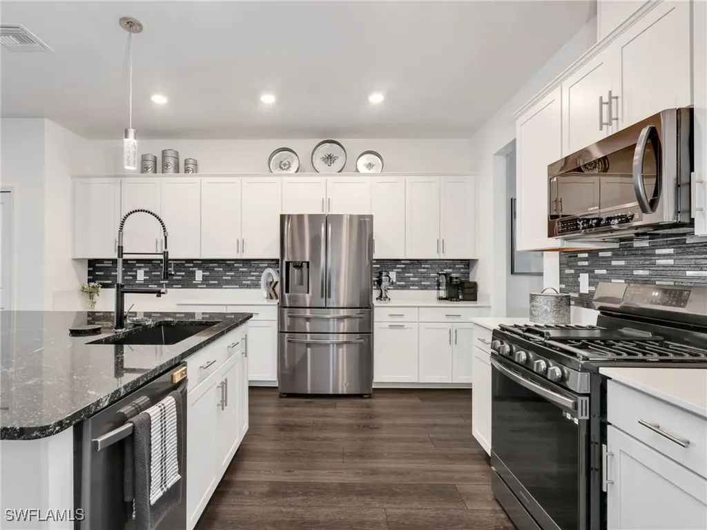 20195 Hartford Boulevard Estero FL 33928