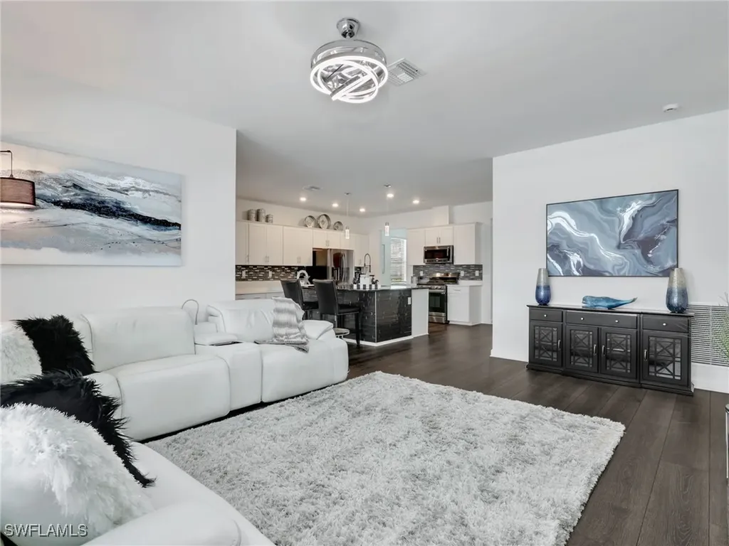 20195 Hartford Boulevard Estero FL 33928