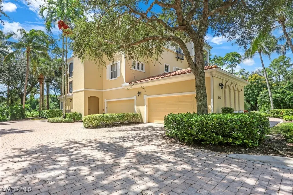 2662 Bolero Drive Naples FL 34109