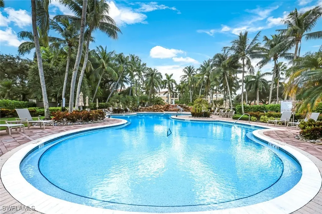 2662 Bolero Drive Naples FL 34109