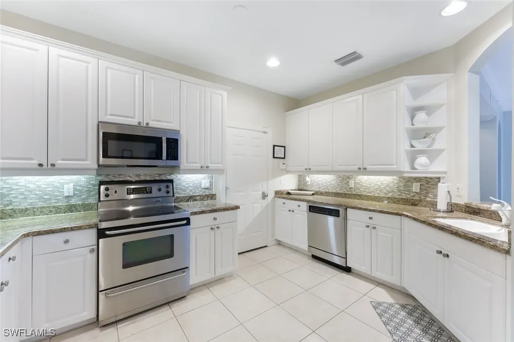 2662 Bolero Drive Naples FL 34109