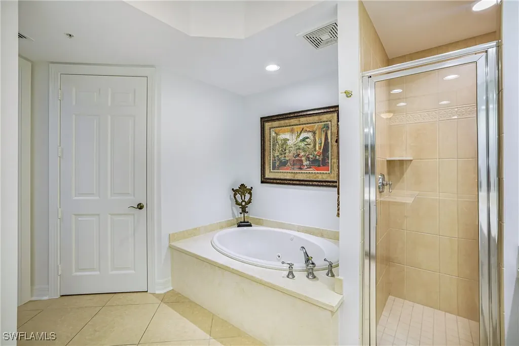 295 Grande Way Naples FL 34110