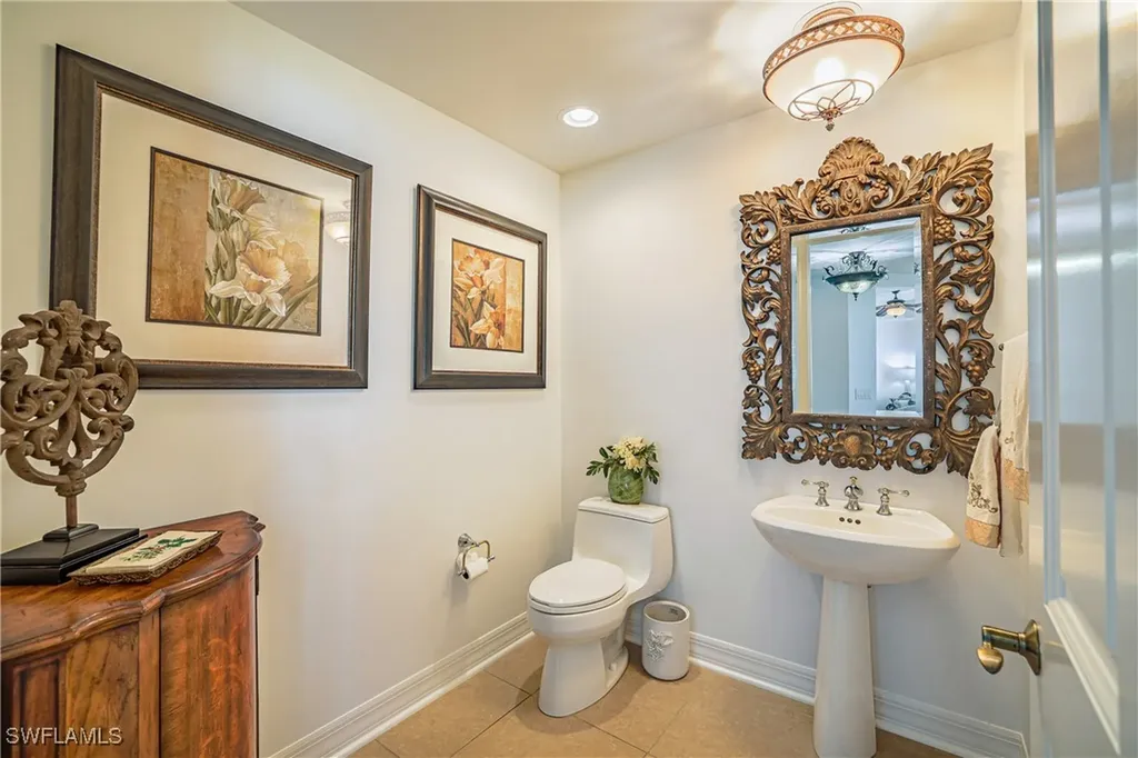 295 Grande Way Naples FL 34110