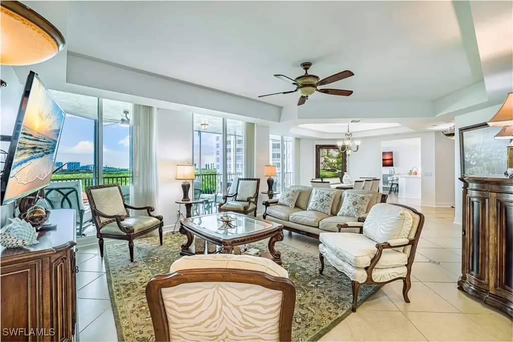295 Grande Way Naples FL 34110