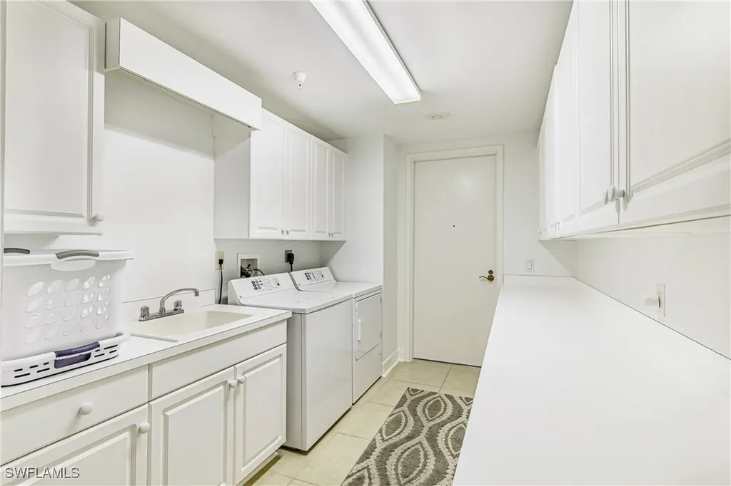 295 Grande Way Naples FL 34110