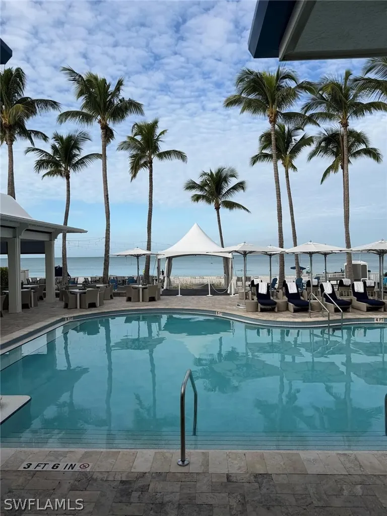 295 Grande Way Naples FL 34110