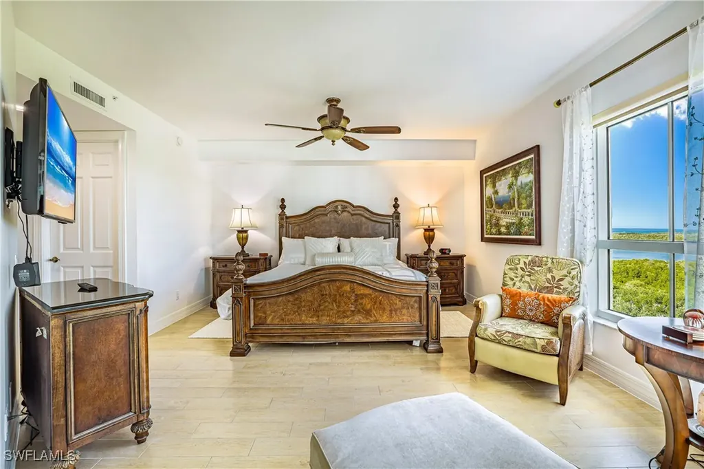 295 Grande Way Naples FL 34110