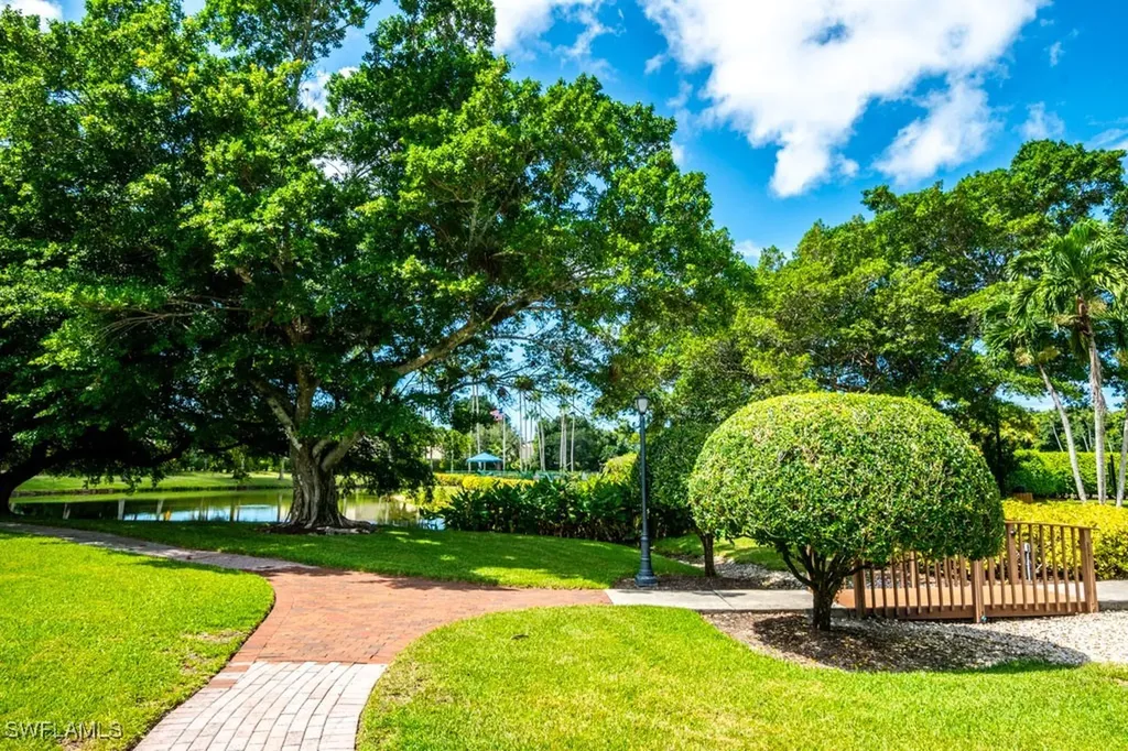 6600 Ilex Circle Naples FL 34109