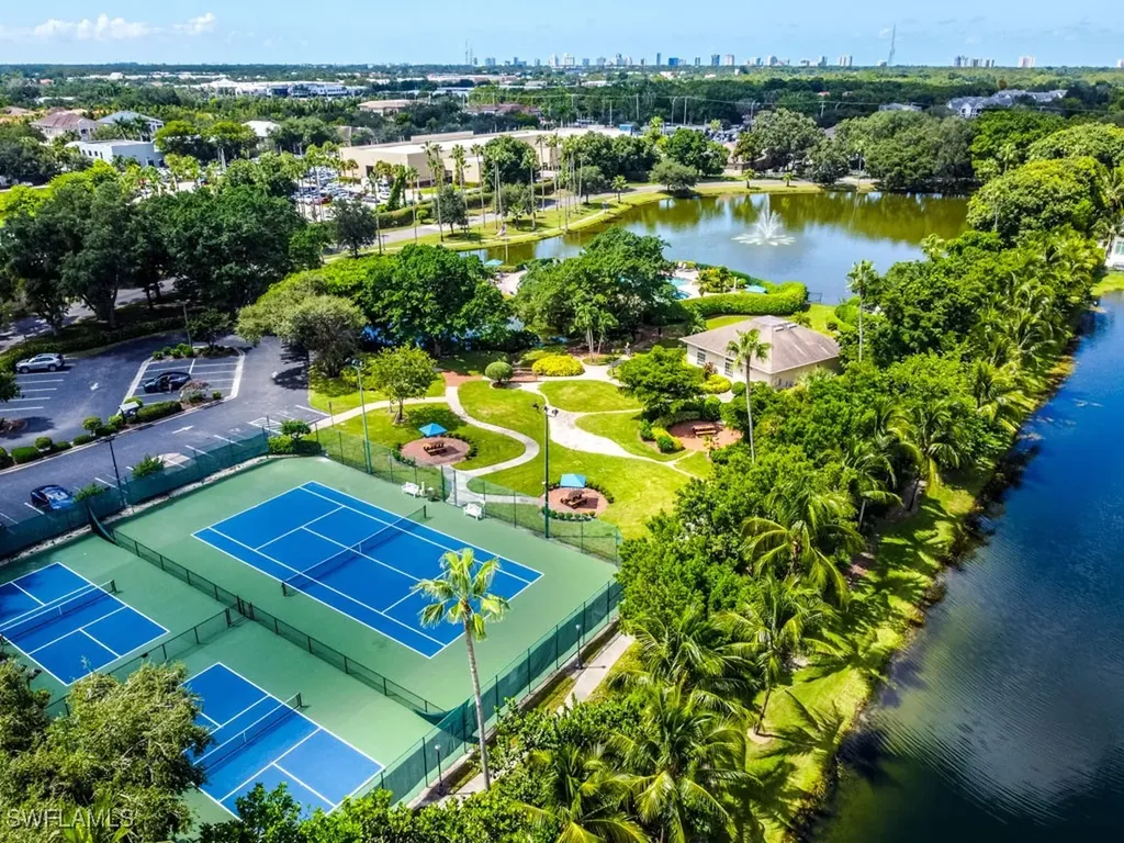 6600 Ilex Circle Naples FL 34109