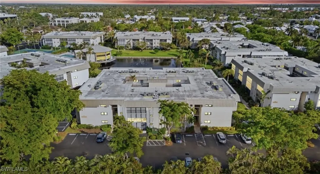 788 Park Shore Drive Naples FL 34103