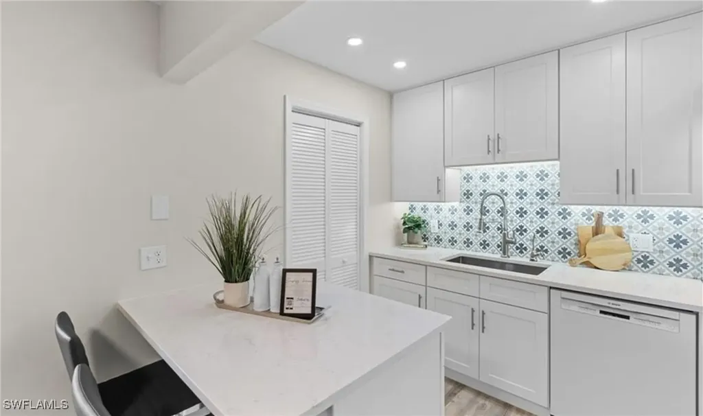 788 Park Shore Drive Naples FL 34103